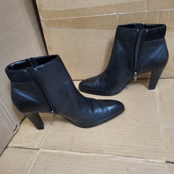 Worthington Black Leather Ankle Boots Women Size 8M - Picture 9 of 13
